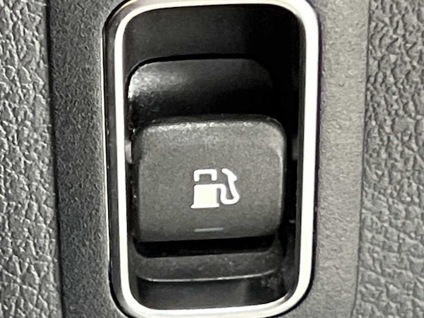 Used Mercedes-Benz GLA 2022 for sale - 75555397: Photo 35
