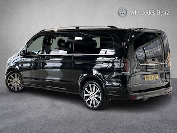 Used Mercedes-Benz V-Class 2025 for sale - 78564554: Photo