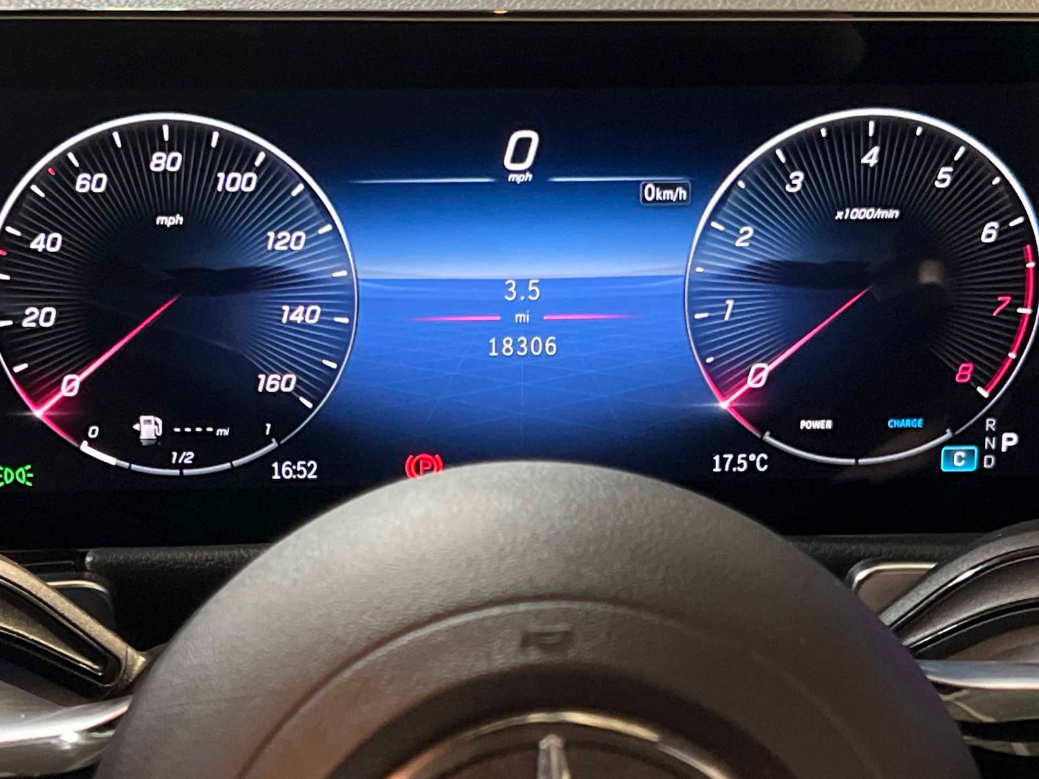 Used Mercedes-Benz GLB 2024 for sale - 76501809: Photo 17