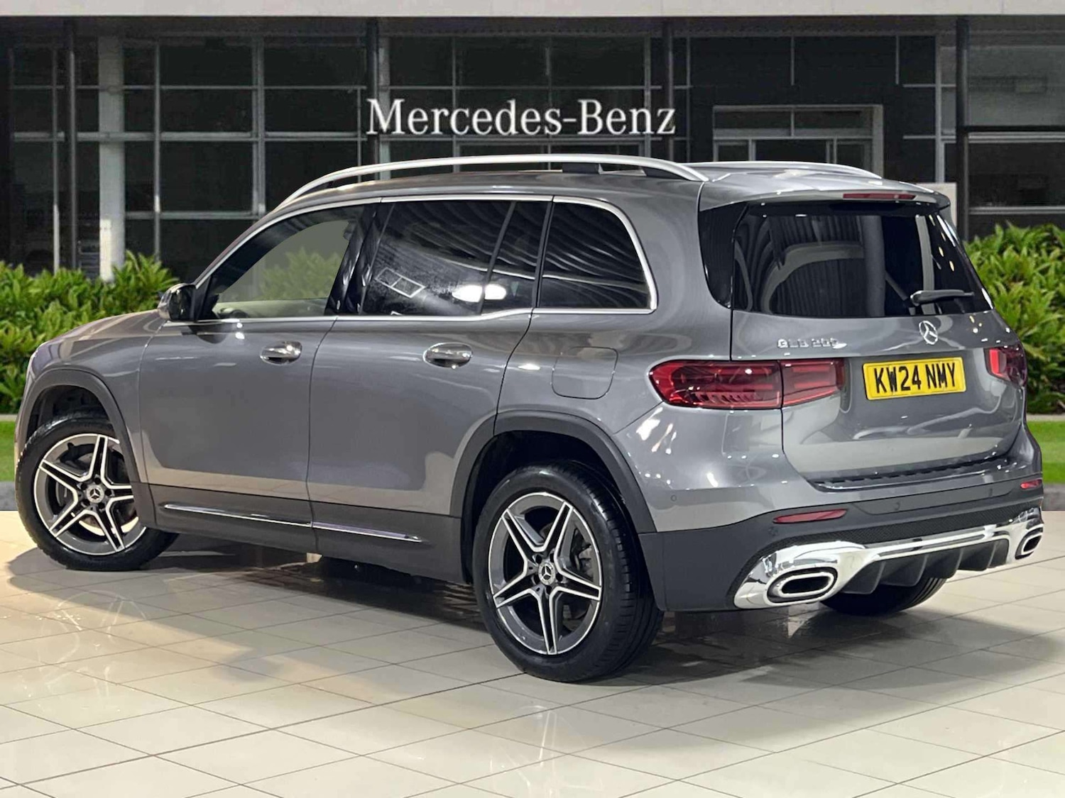 Used Mercedes-Benz GLB 2024 for sale - 76501809: Photo 2