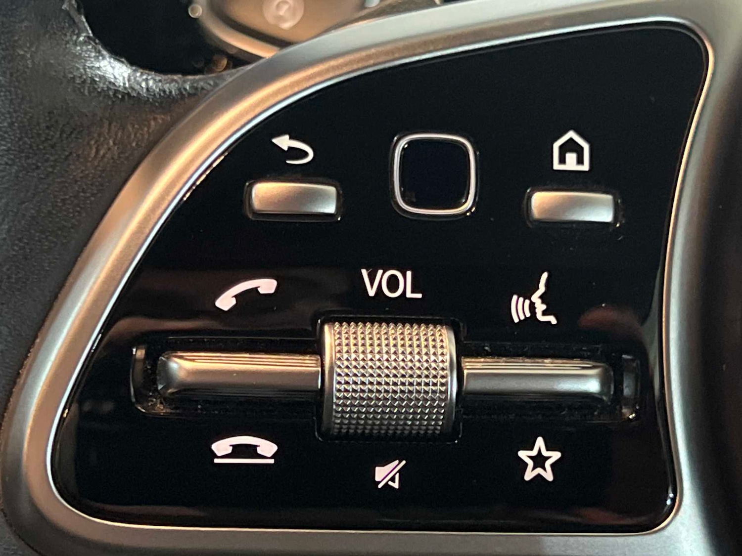 Used Mercedes-Benz A-Class 2021 for sale - 76362530: Photo 32