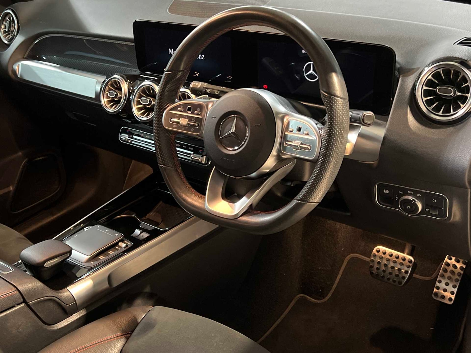 Used Mercedes-Benz GLB 2021 for sale - 76978808: Photo 15