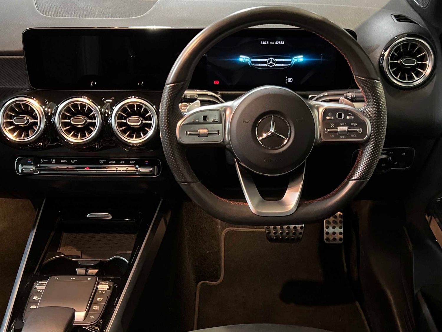 Used Mercedes-Benz GLB 2021 for sale - 76978808: Photo 18