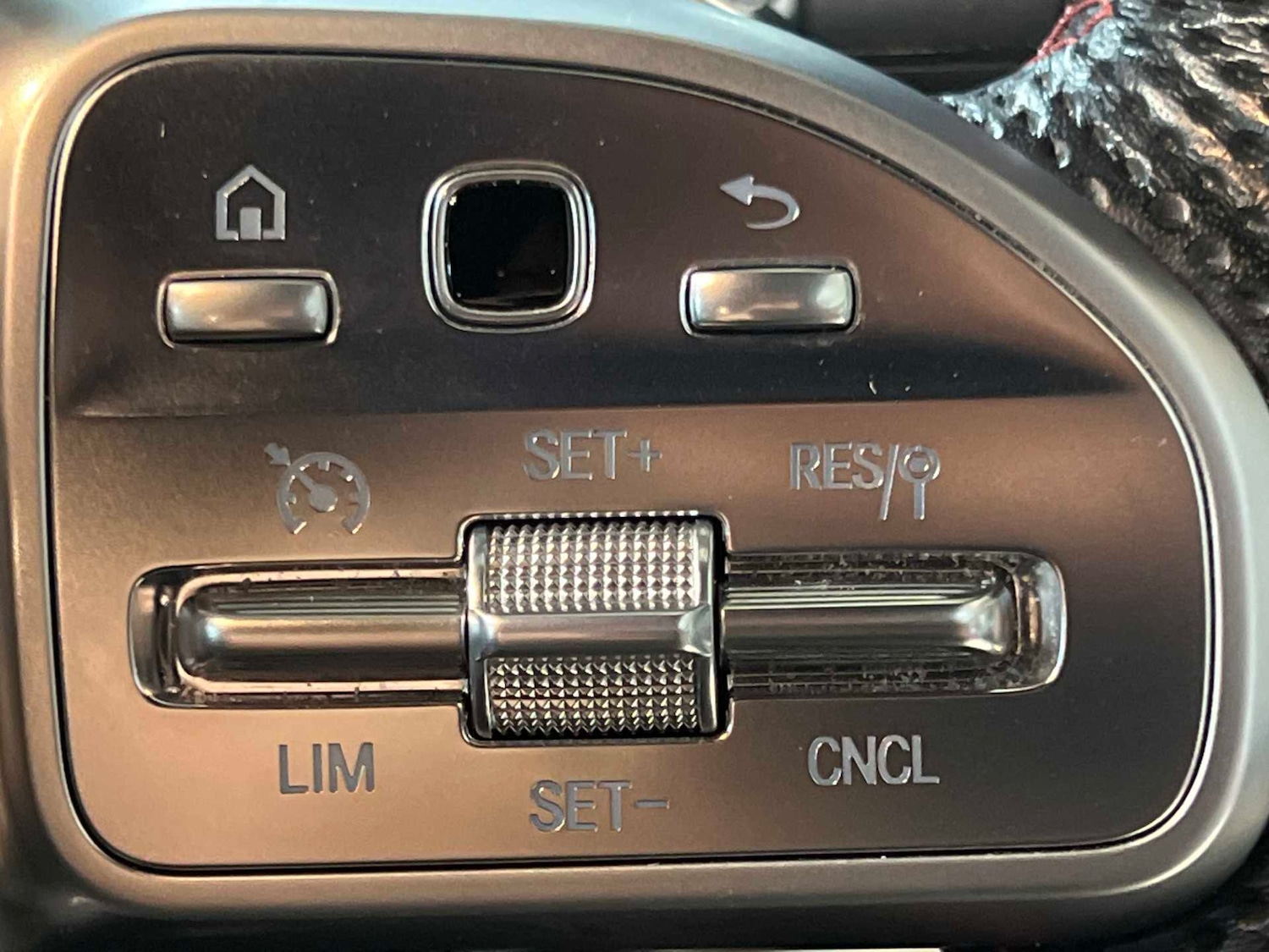 Used Mercedes-Benz GLB 2021 for sale - 76978808: Photo 32