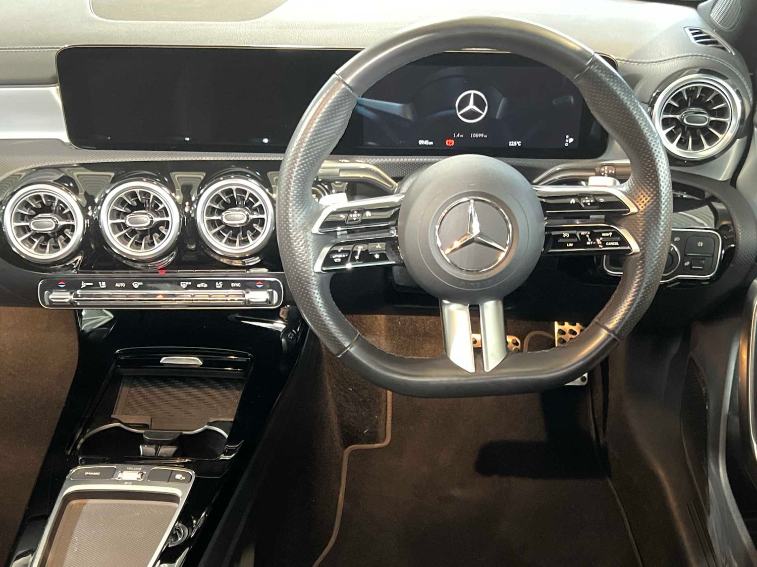 Used Mercedes-Benz CLA 2024 for sale - 76967726: Photo 17