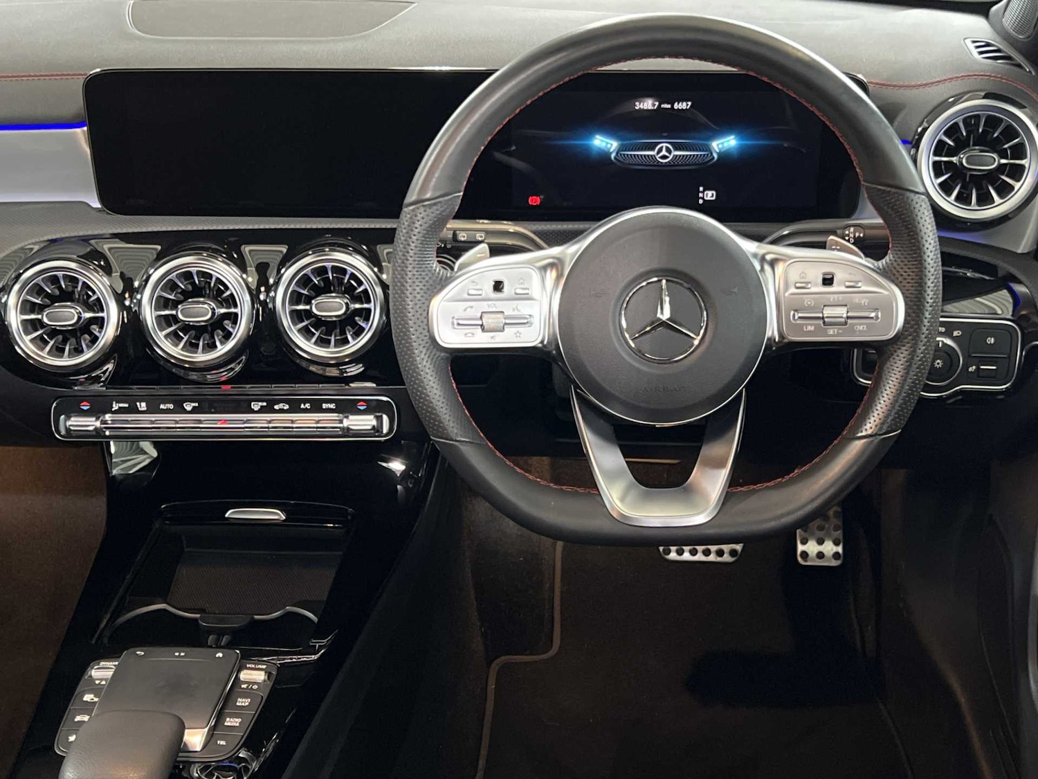 Used Mercedes-Benz CLA 2023 for sale - 76125827: Photo 18