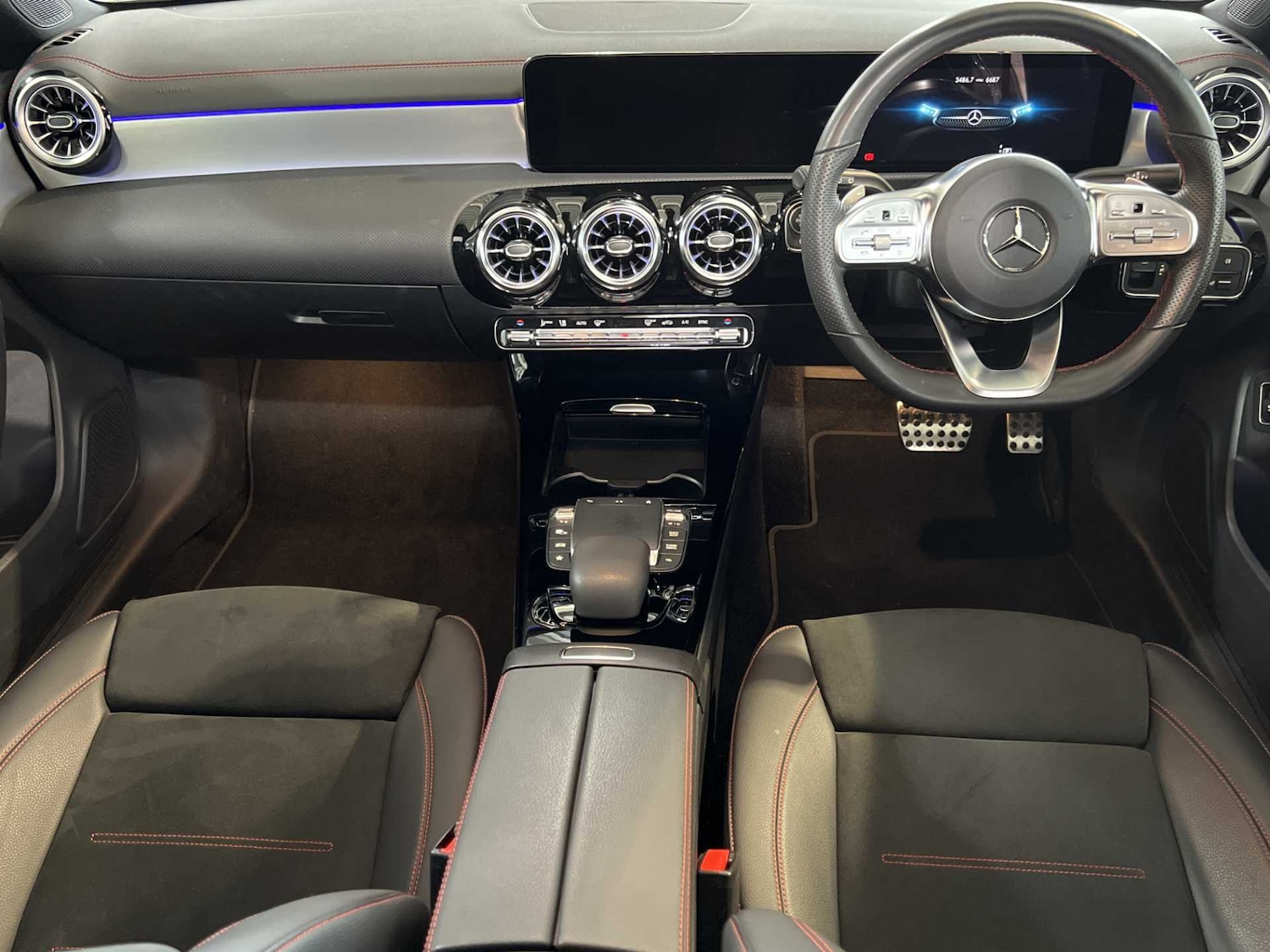 Used Mercedes-Benz CLA 2023 for sale - 76125827: Photo 3