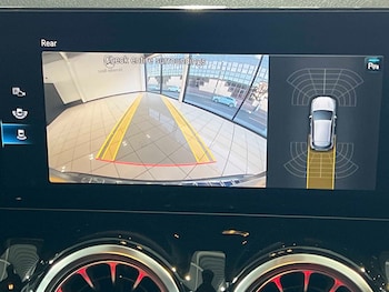 Used Mercedes-Benz GLA 2023 for sale - 77076577: Photo