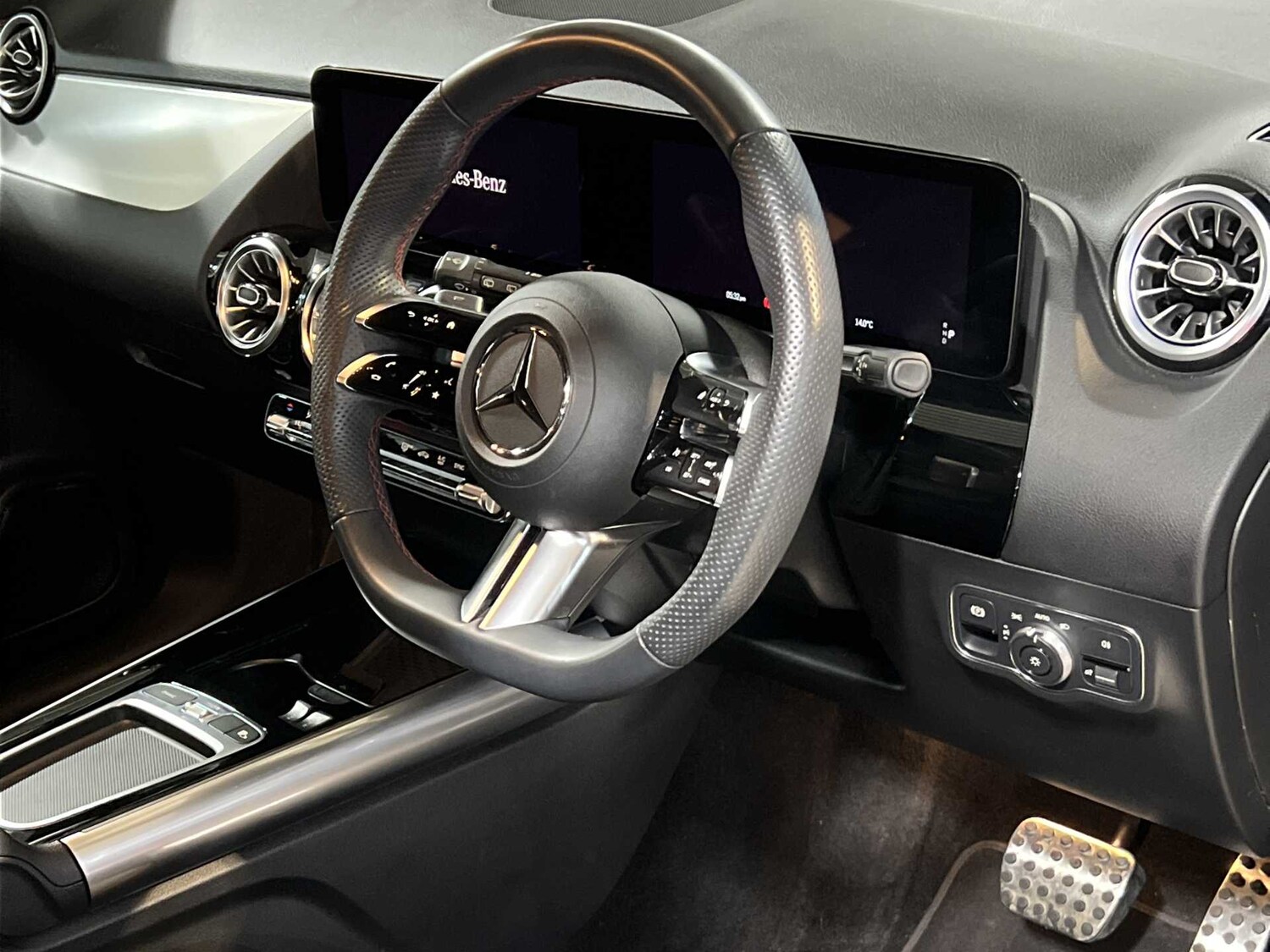 Used Mercedes-Benz GLA 2023 for sale - 77842559: Photo 13