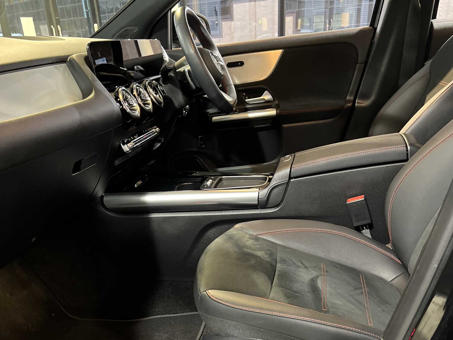 Used Mercedes-Benz GLA 2023 for sale - 77842559: Photo 21