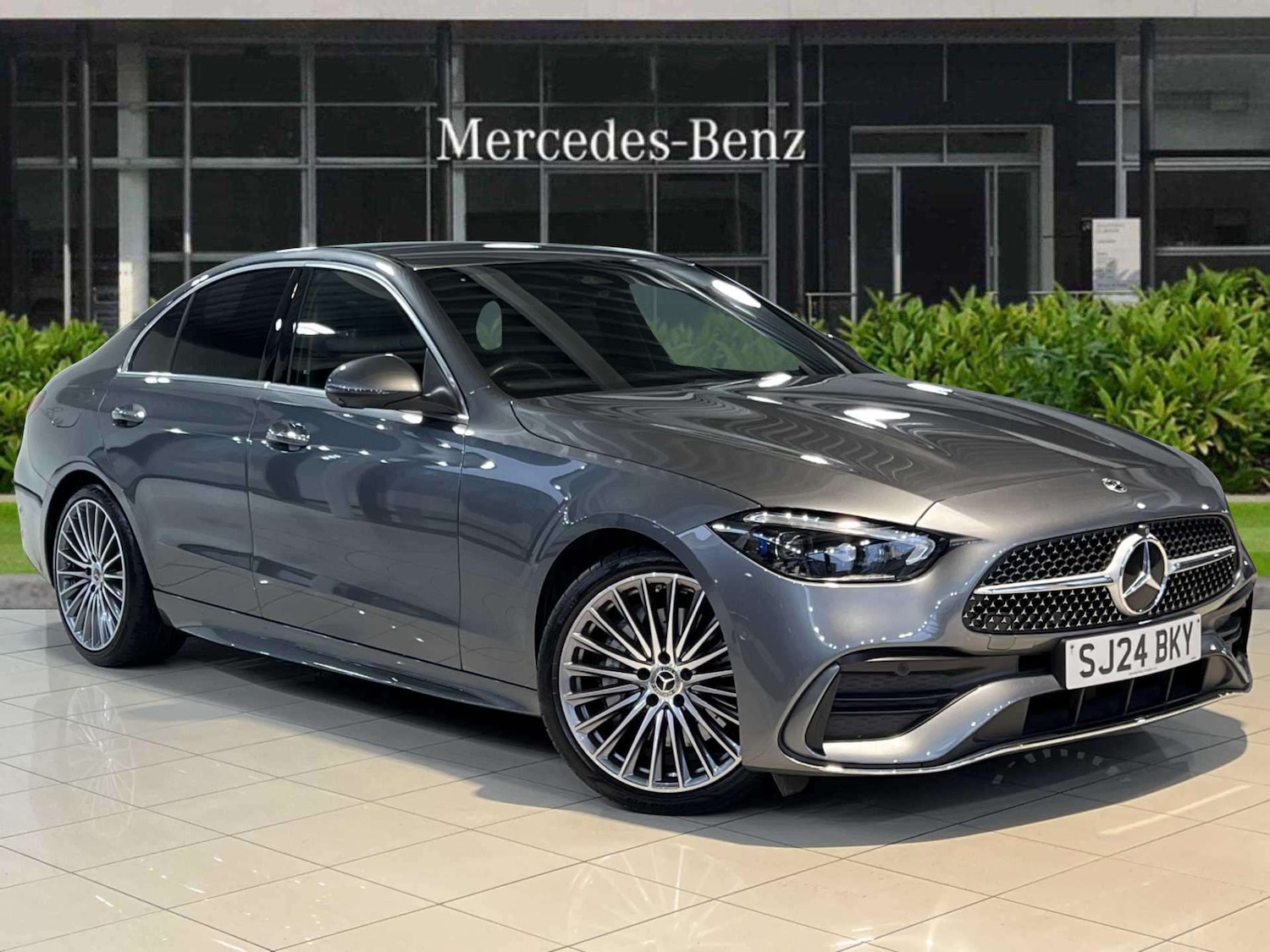 Used Mercedes-Benz C Class 2024 for sale - 76373660: Photo 1