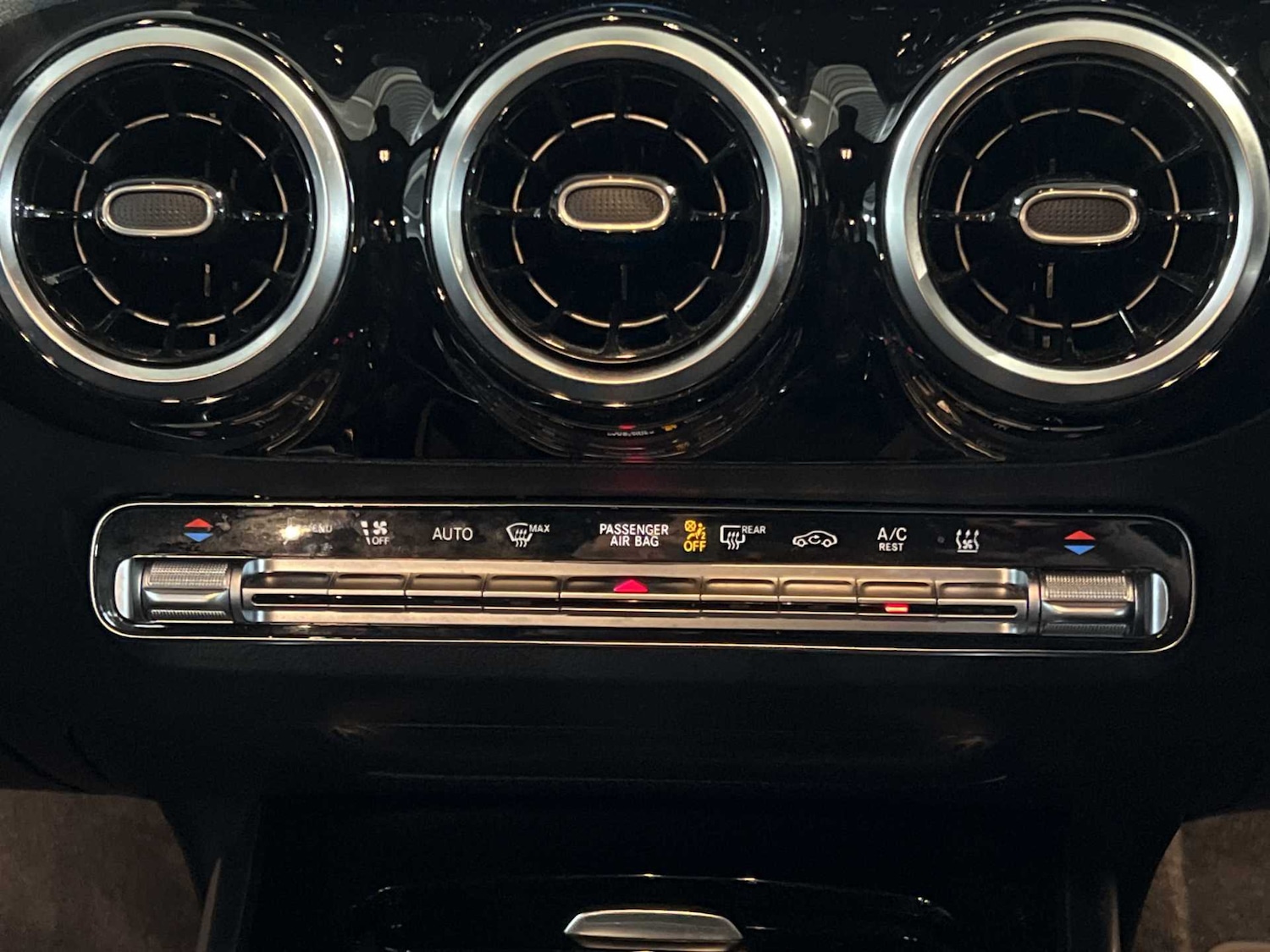 Used Mercedes-Benz GLA 2022 for sale - 76141892: Photo 20