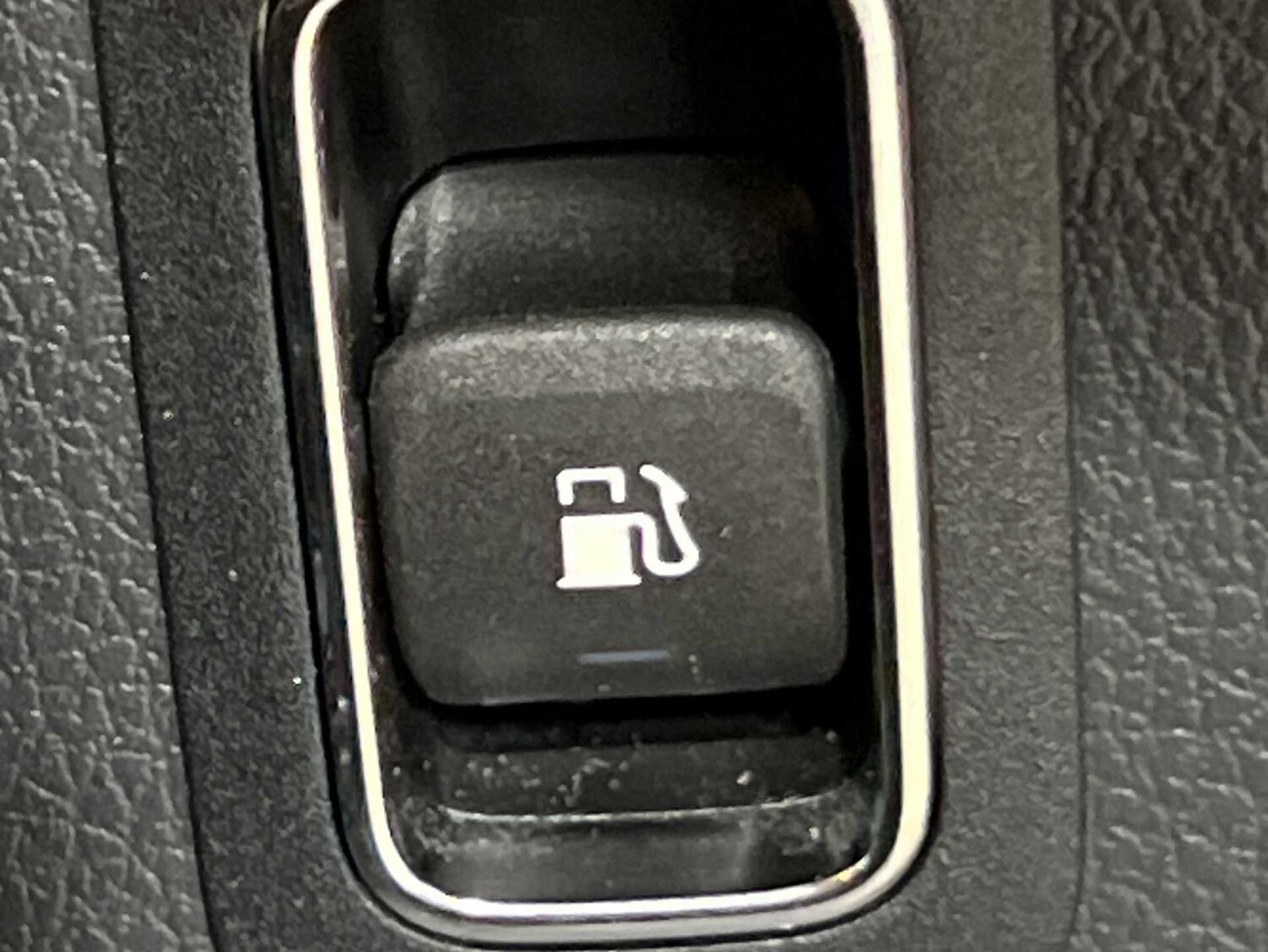 Used Mercedes-Benz GLA 2022 for sale - 76141892: Photo 35