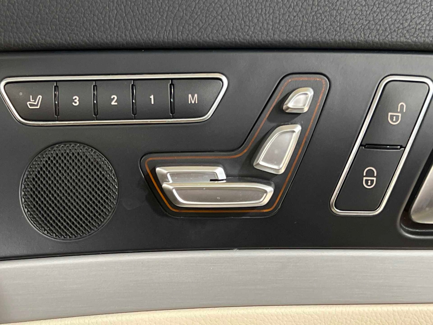 Used Mercedes-Benz SL 2016 for sale - 76587746: Photo 25