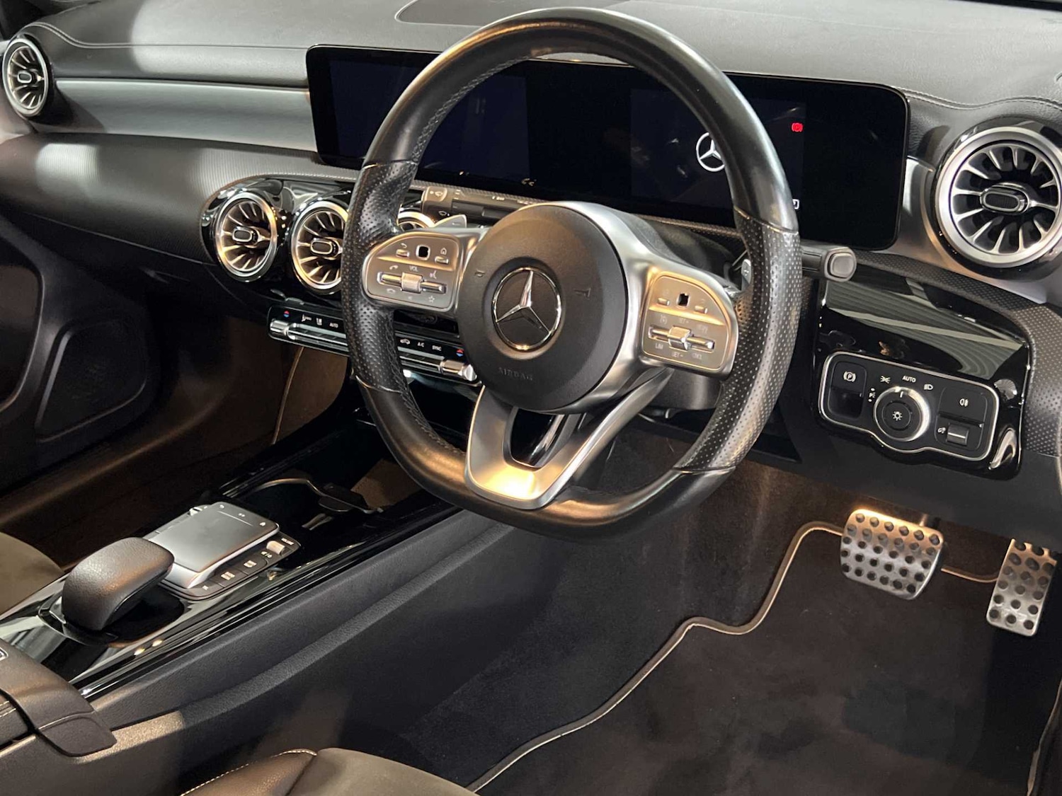 Used Mercedes-Benz A-Class 2022 for sale - 76063359: Photo 13