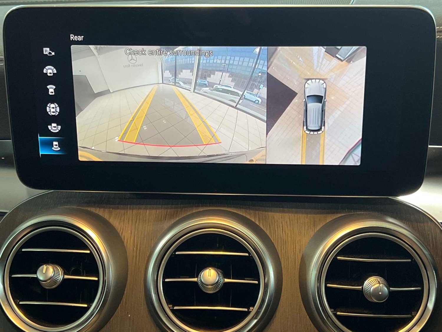 Used Mercedes-Benz GLC 2022 for sale - 76381771: Photo 24