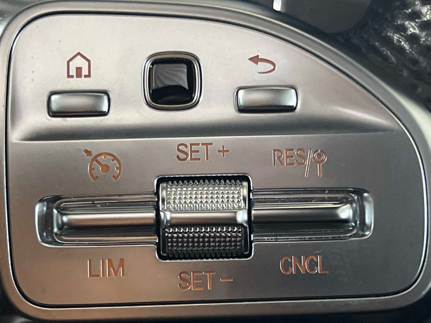 Used Mercedes-Benz GLC 2022 for sale - 76381771: Photo 35