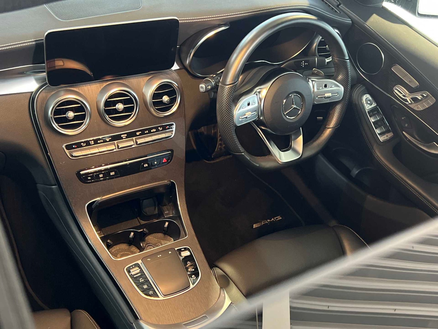 Used Mercedes-Benz GLC 2022 for sale - 76381771: Photo 4