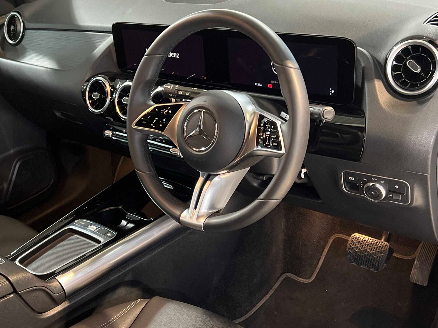 Used Mercedes-Benz GLA 2024 for sale - 77472573: Photo 15