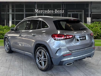Used Mercedes-Benz GLA 2021 for sale - 77601156: Photo