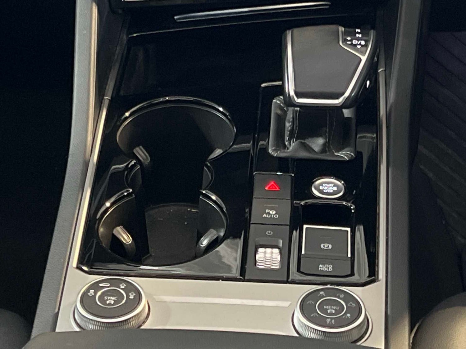 Used Volkswagen Touareg 2021 for sale - 77414701: Photo 18