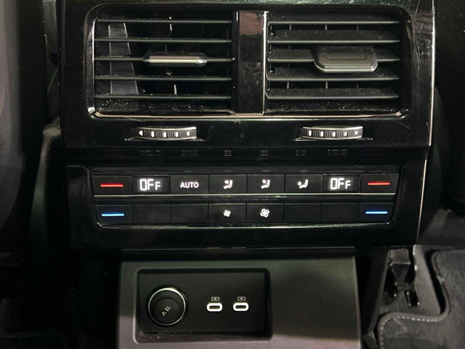 Used Volkswagen Touareg 2021 for sale - 77414701: Photo 19