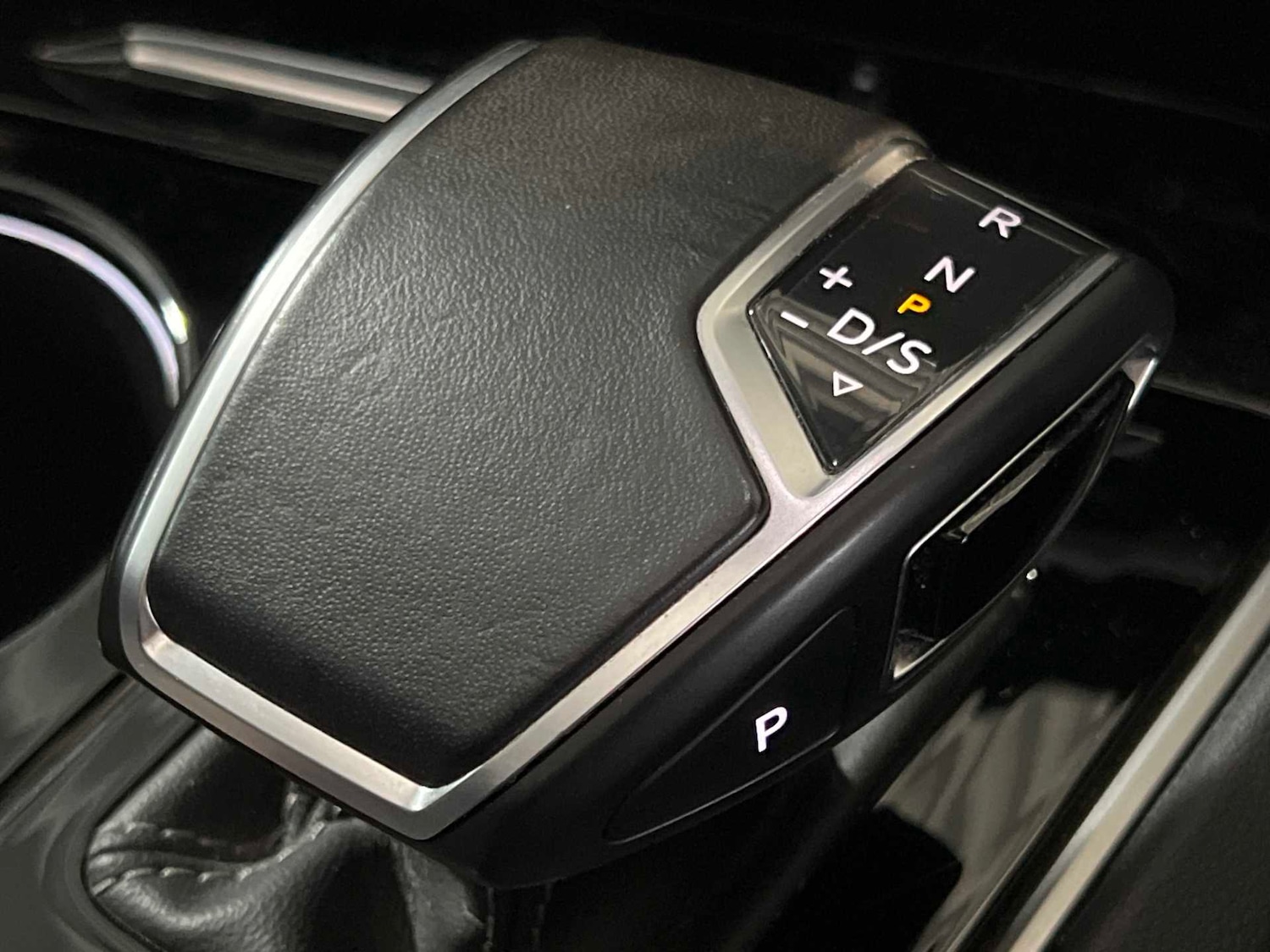 Used Volkswagen Touareg 2021 for sale - 77414701: Photo 23