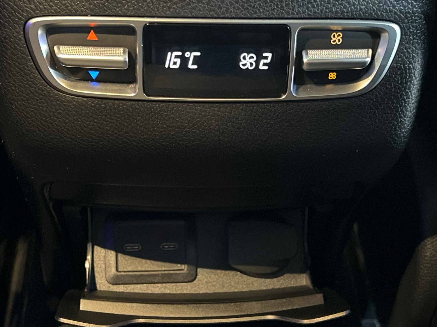 Used Mercedes-Benz GLC for sale - 77058264: Photo 26