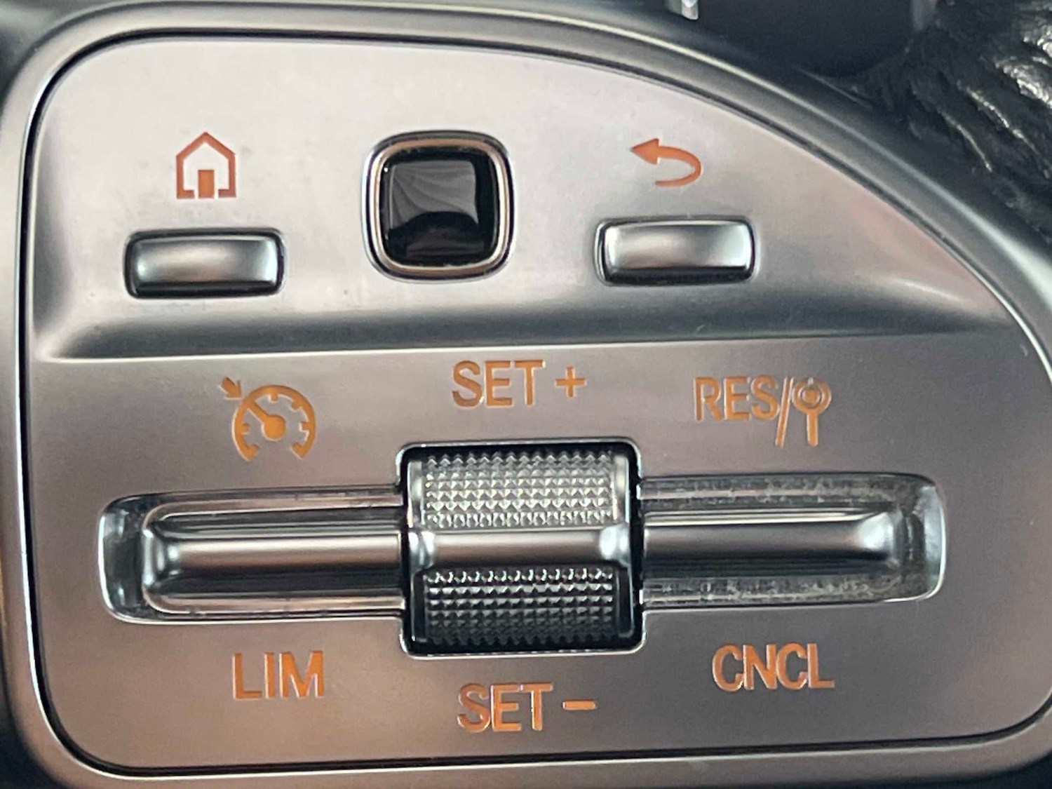 Used Mercedes-Benz GLC for sale - 77058264: Photo 32