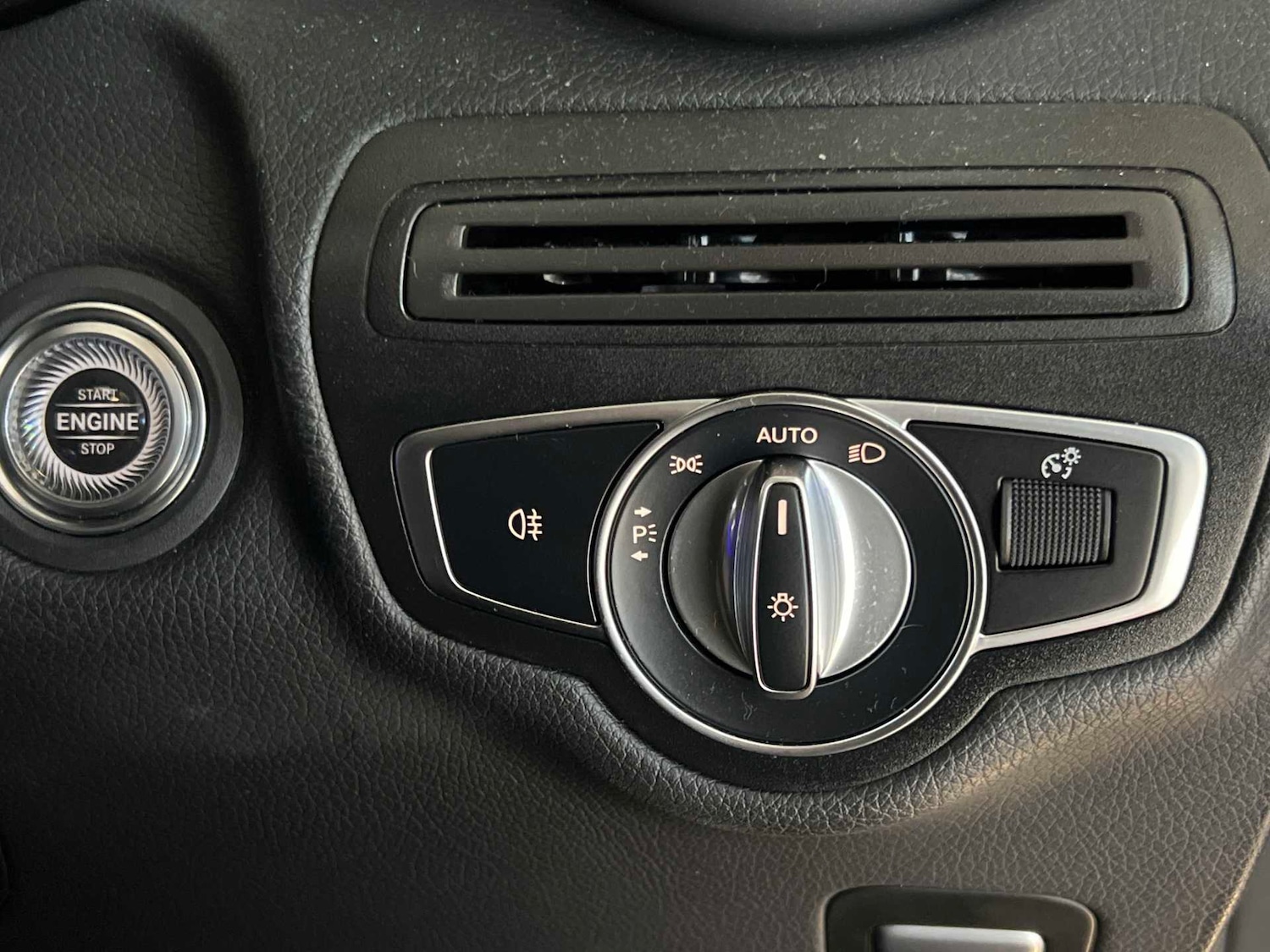 Used Mercedes-Benz GLC for sale - 77058264: Photo 33