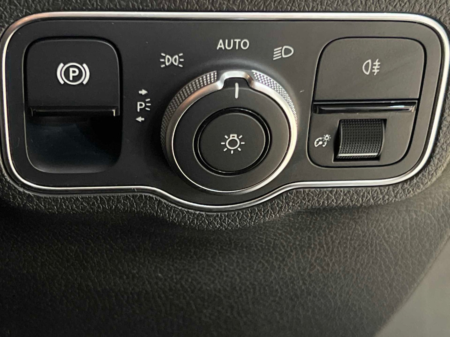 Used Mercedes-Benz EQB 2023 for sale - 77270254: Photo 23