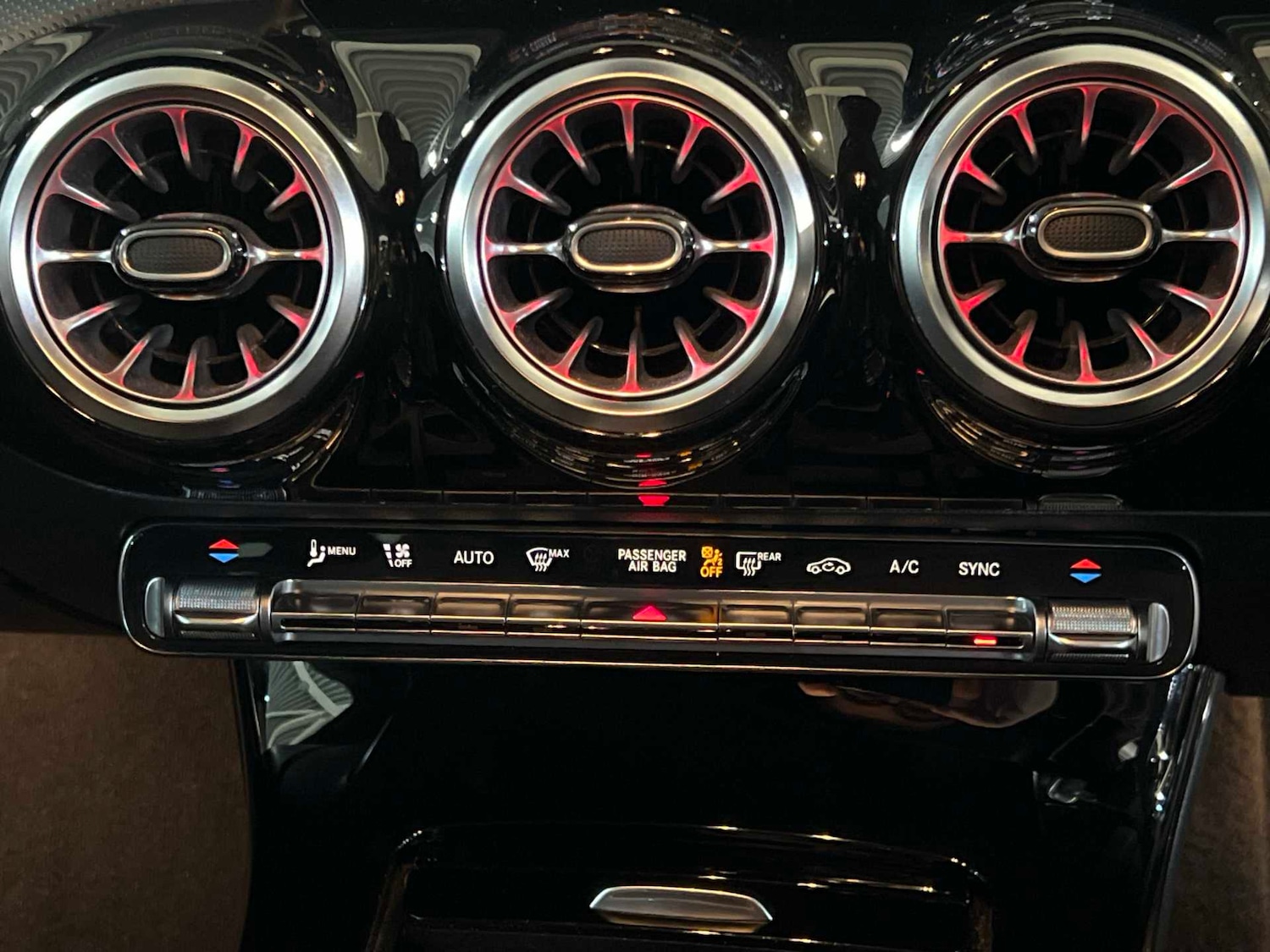 Used Mercedes-Benz CLA 2023 for sale - 76928926: Photo 21