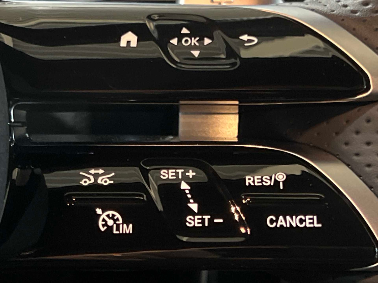 Used Mercedes-Benz CLA for sale - 77194511: Photo 32