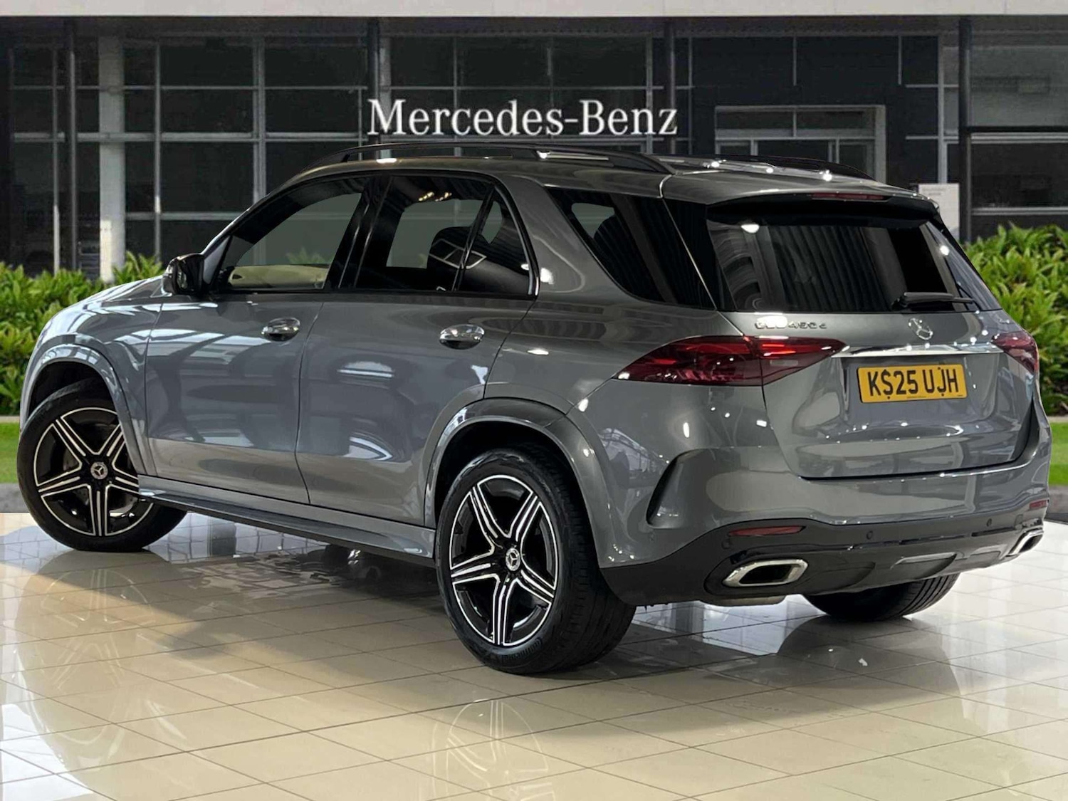 Used Mercedes-Benz GLE 2025 for sale - 77011151: Photo 2