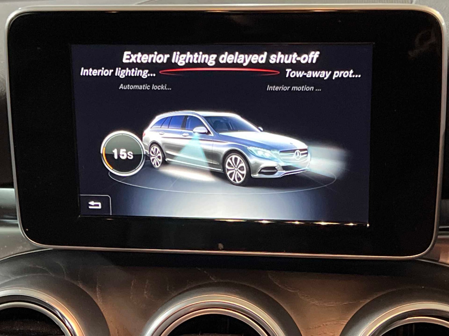 Used Mercedes-Benz C Class 2016 for sale - 77083028: Photo 33