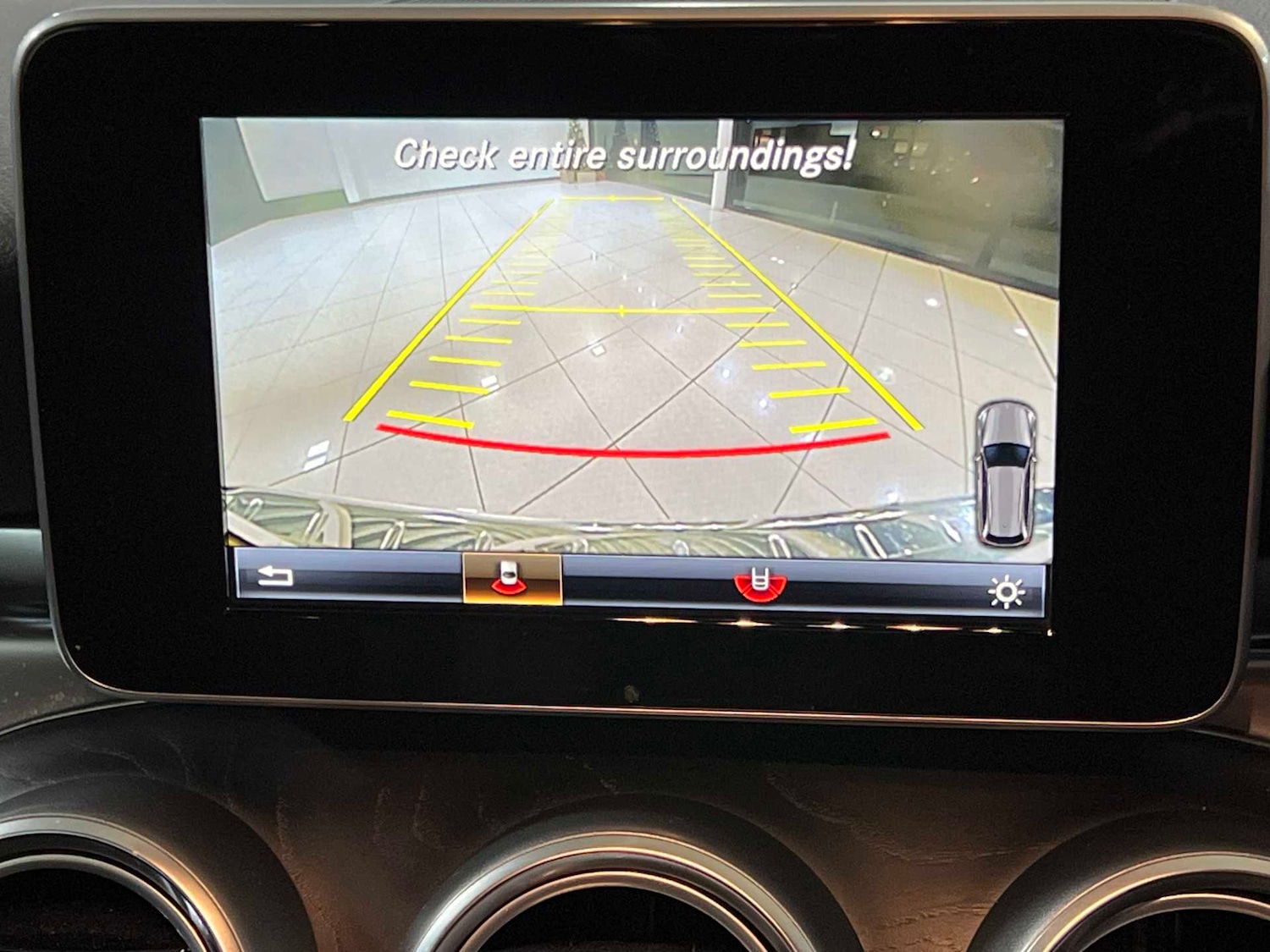 Used Mercedes-Benz C Class 2016 for sale - 77083028: Photo 4