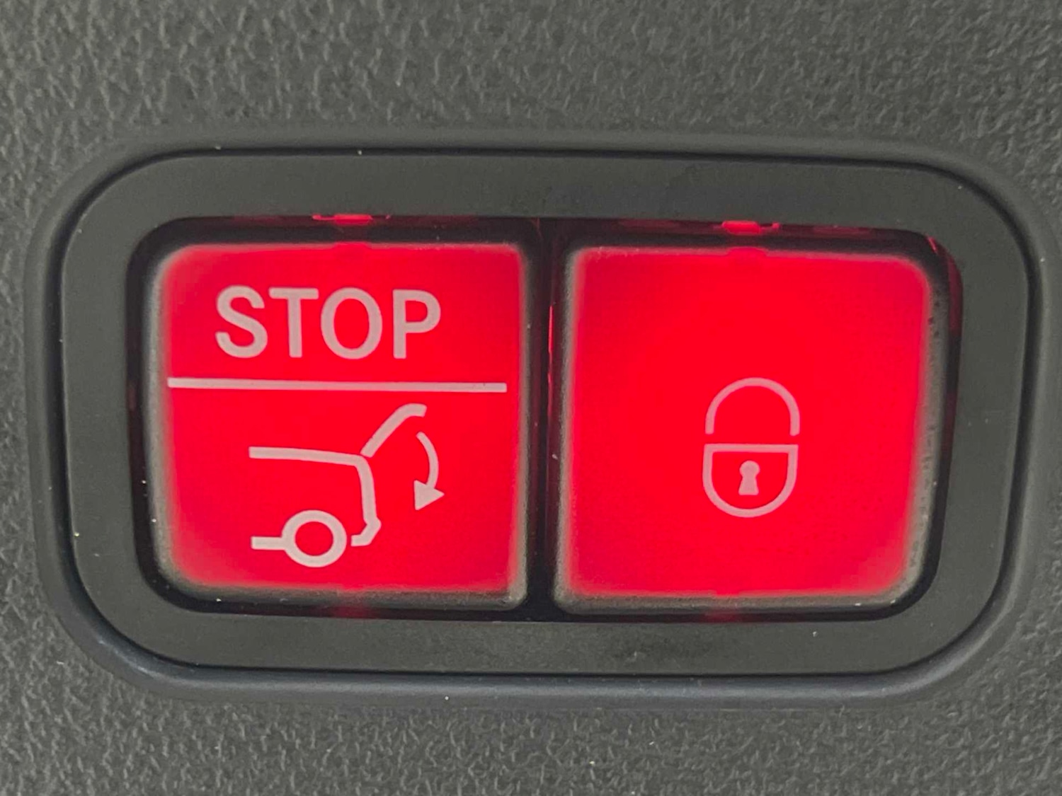 Used Mercedes-Benz GLC 2024 for sale - 76929003: Photo 14