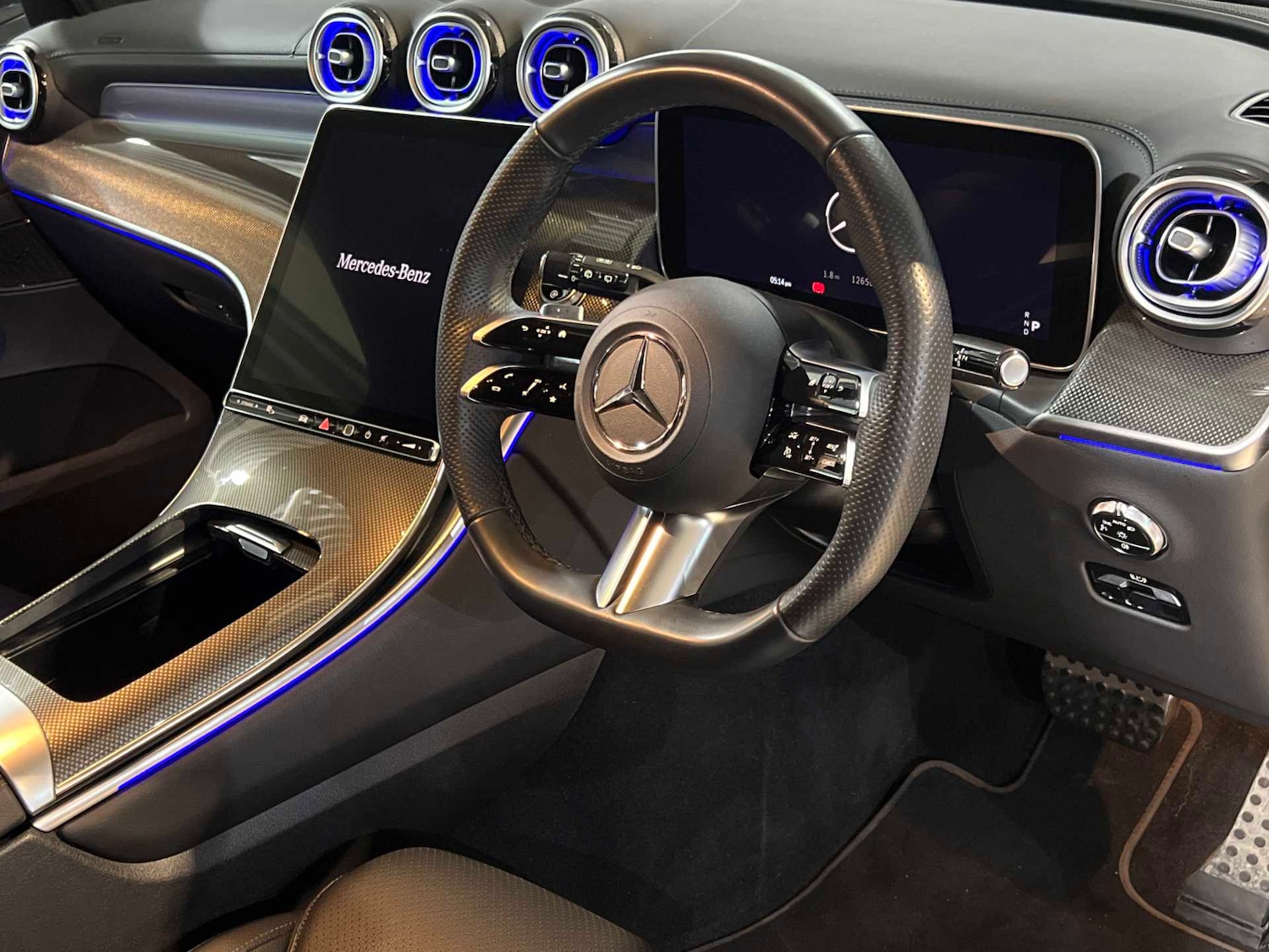 Used Mercedes-Benz GLC 2024 for sale - 76929003: Photo 15