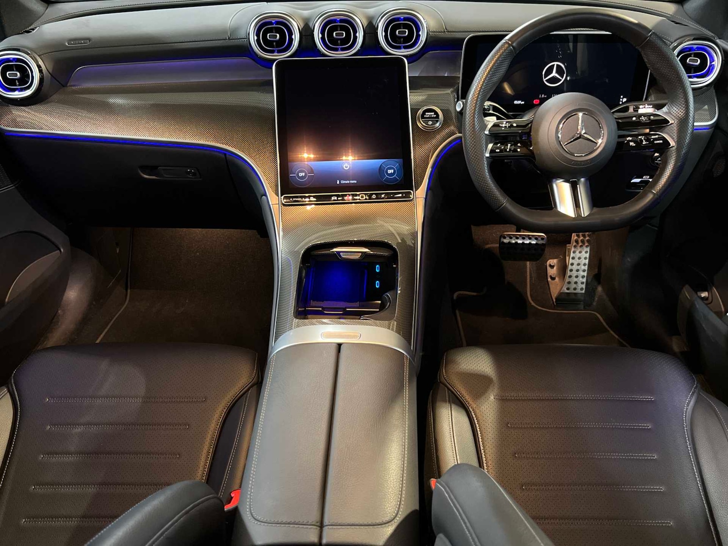 Used Mercedes-Benz GLC 2024 for sale - 76929003: Photo 3