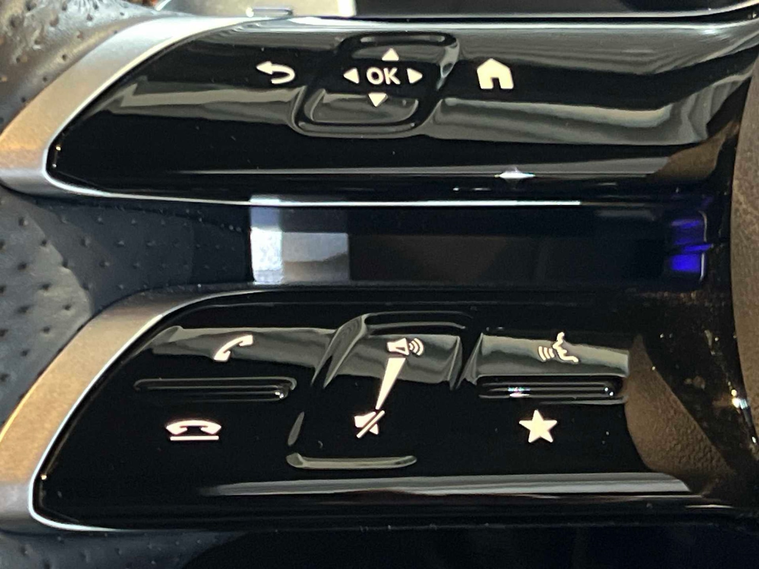 Used Mercedes-Benz GLC 2024 for sale - 76929003: Photo 31