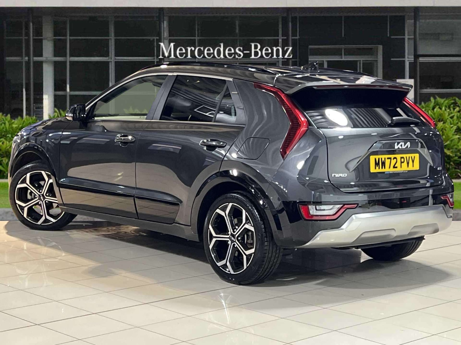 Used Kia Niro 2023 for sale - 76929098: Photo 2