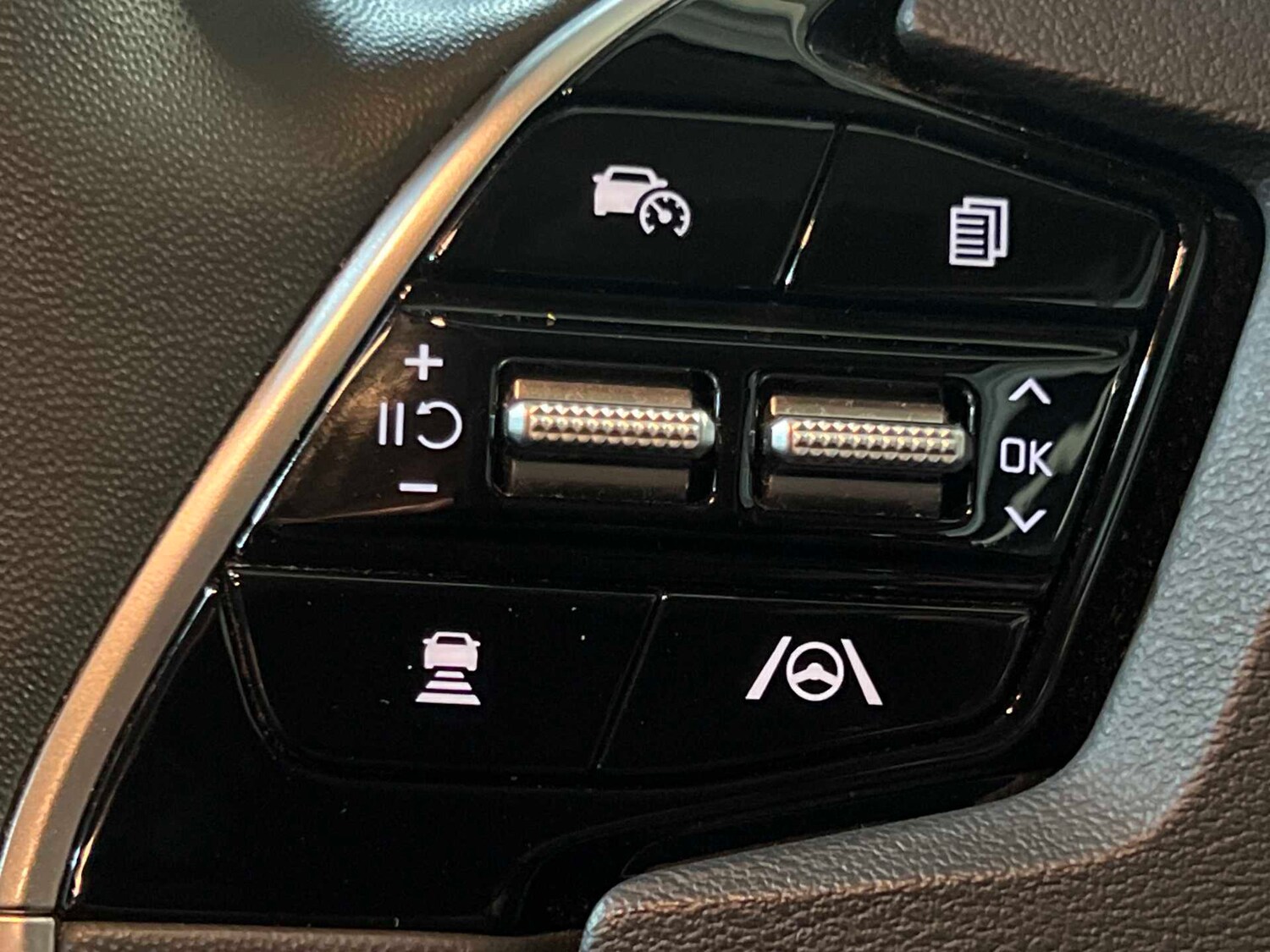 Used Kia Niro 2023 for sale - 76929098: Photo 31