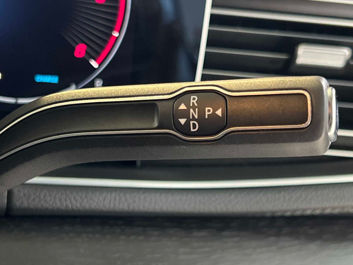 Used Mercedes-Benz GLE 2025 for sale - 77011276: Photo 24