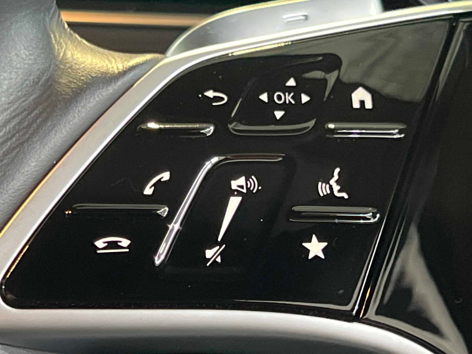 Used Mercedes-Benz GLE 2025 for sale - 77011276: Photo 32