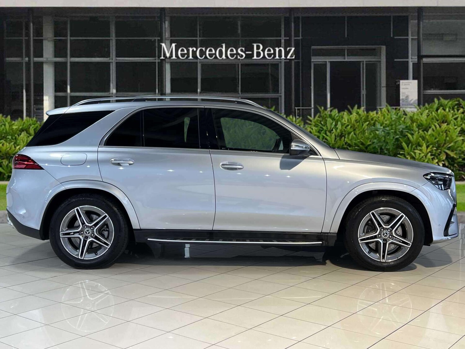 Used Mercedes-Benz GLE 2025 for sale - 77011276: Photo 5