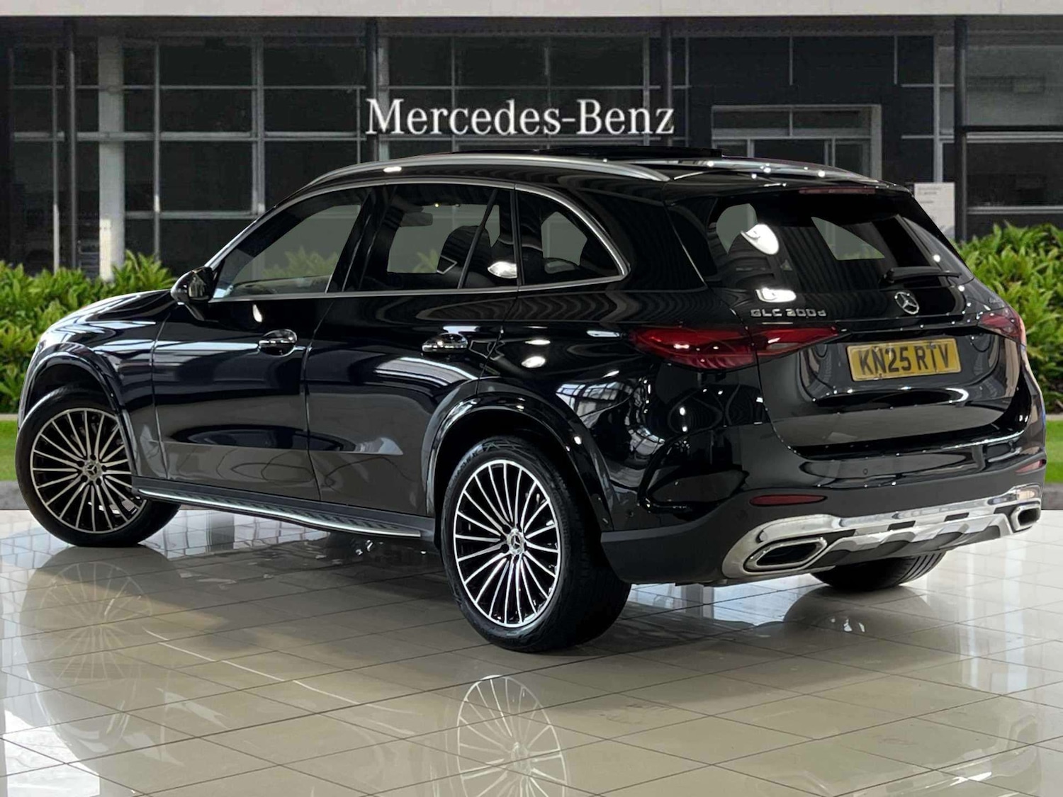 Used Mercedes-Benz GLC 2025 for sale - 78060167: Photo 2