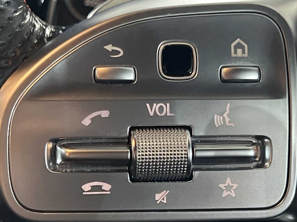 Used Mercedes-Benz CLA 2023 for sale - 76100615: Photo 31