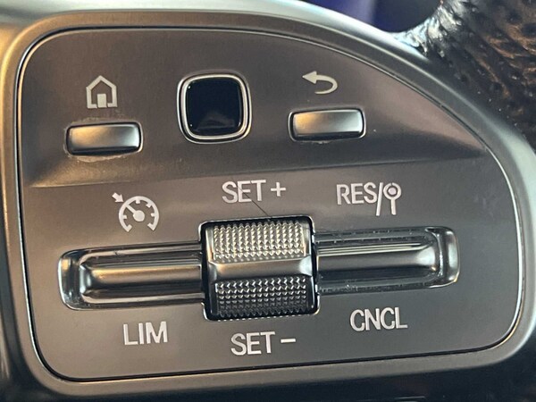 Used Mercedes-Benz CLA 2023 for sale - 76100615: Photo 32