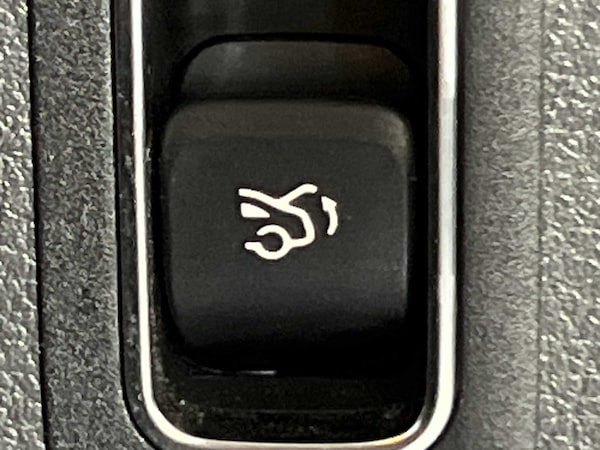 Used Mercedes-Benz CLA 2023 for sale - 76100615: Photo 35
