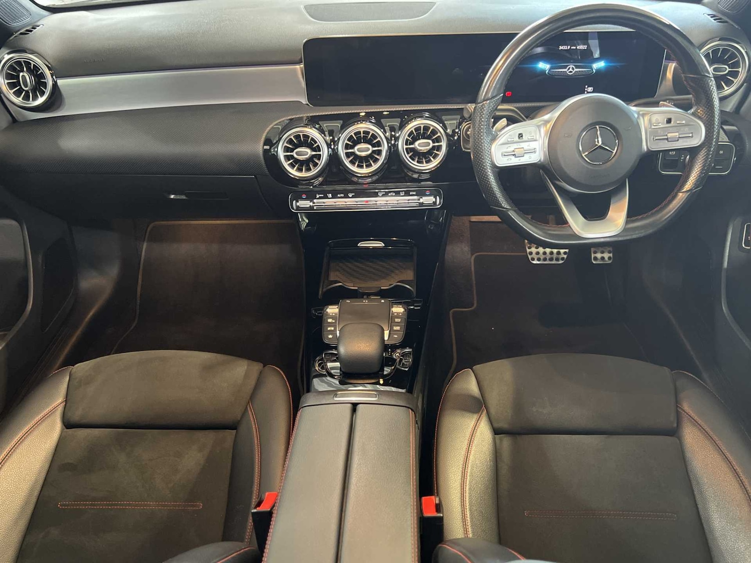 Used Mercedes-Benz A-Class 2020 for sale - 76045063: Photo 3